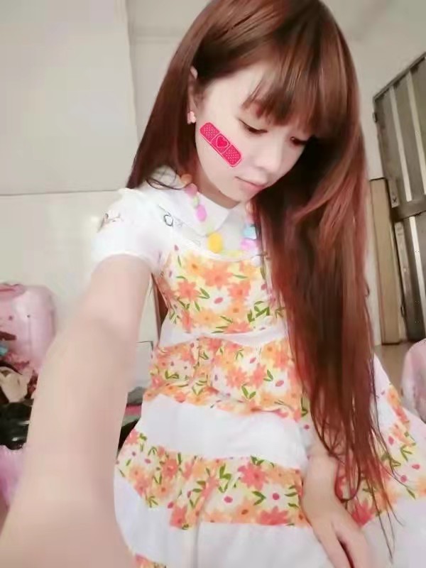 龙华小C御姐莉莉