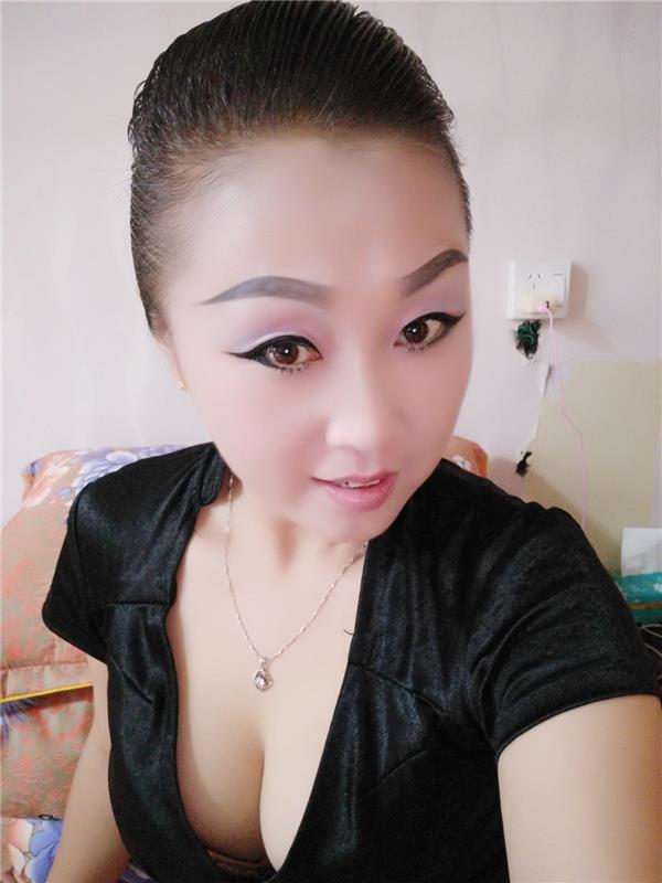 龙华区 激情小少妇，刚离婚来海口