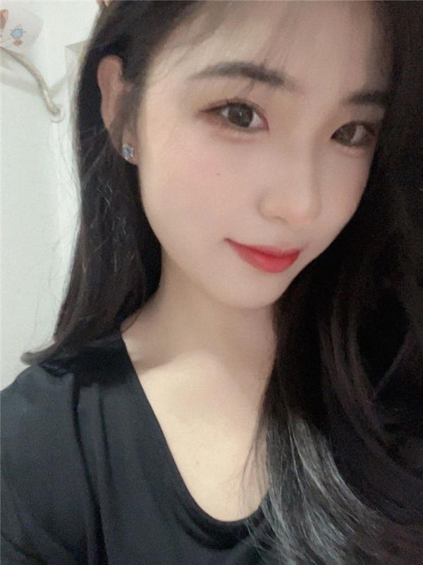 新街口兼职妹儿胸挺屁股翘