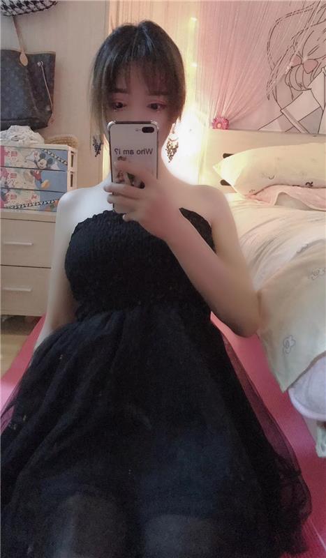 雁塔区丝袜妹彤彤