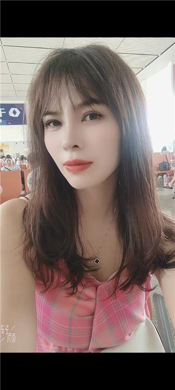 大奶少妇服务型