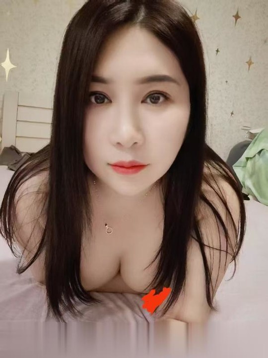 骚劲十足的小川妹子