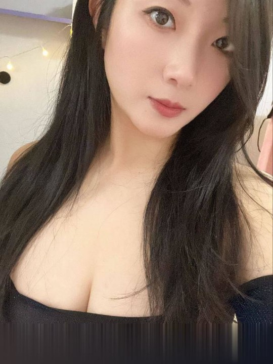 大奶少妇小西茜