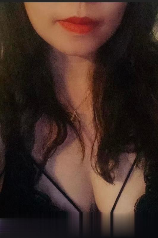 大屁股少妇.