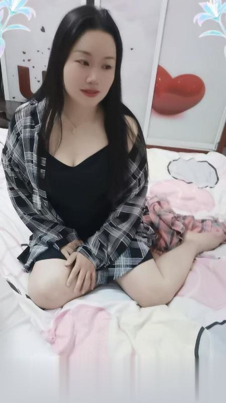 新建丰满大胸少妇