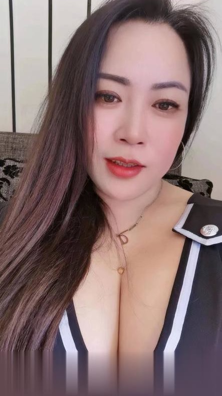 万达广场风骚御姐