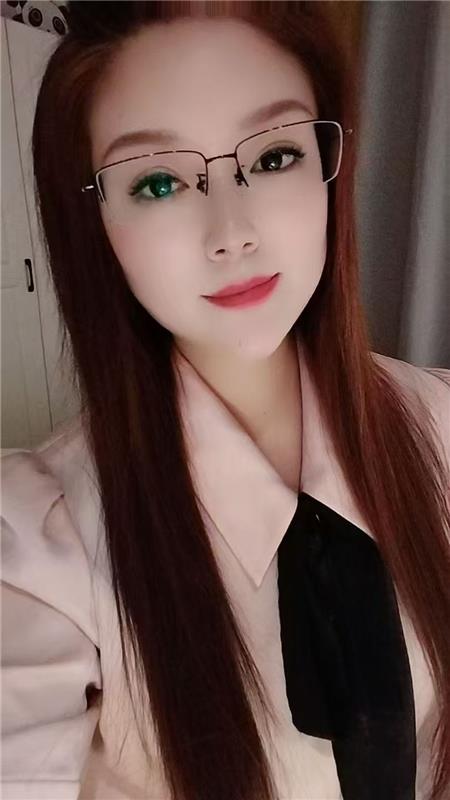 碑林勾人大胸少妇