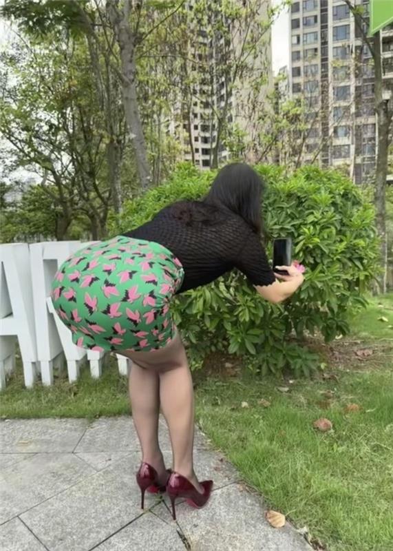 高档小区骚熟女