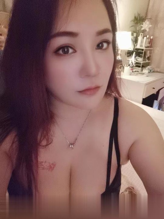 玄武门E罩杯熟女