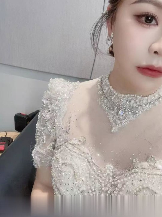 武汉江岸奶大希希