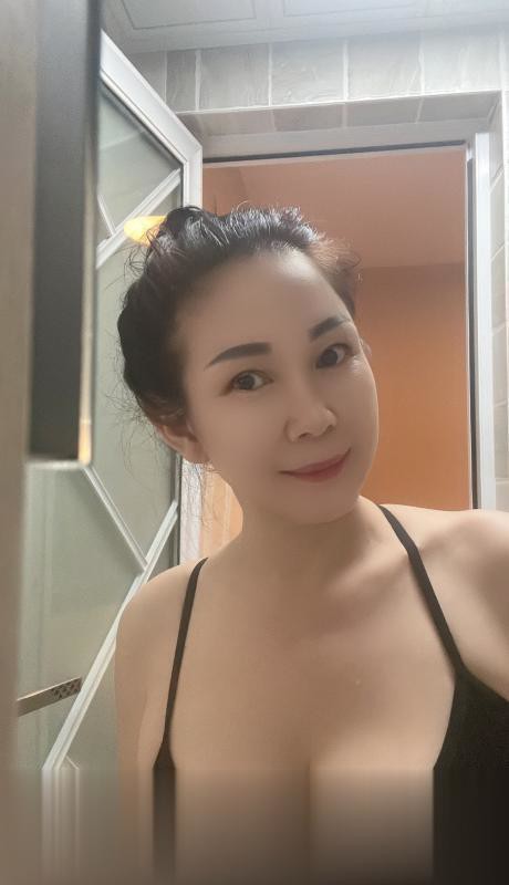 紫薇路熟女风信子