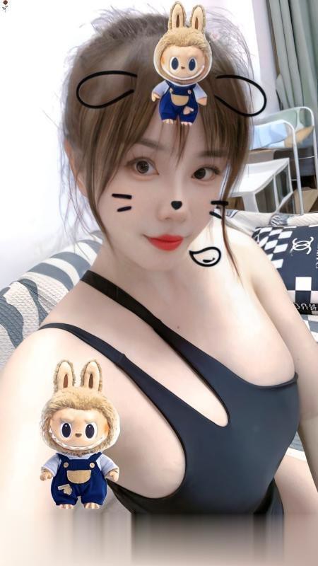D奶巨乳小胖妞安安