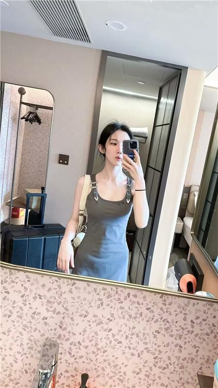 河东大美女胸d23岁