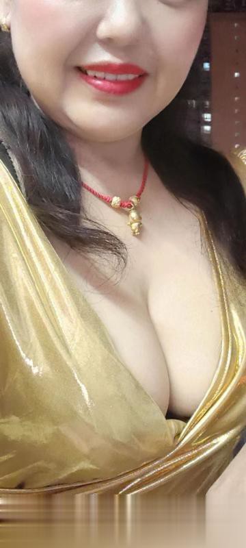 SM大胸风骚少妇