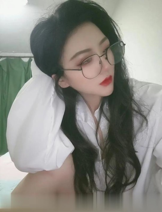 雨花干净制服少妇