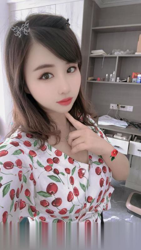 大学城丰满少妇