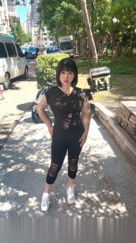 大屁股蝴蝶B少妇