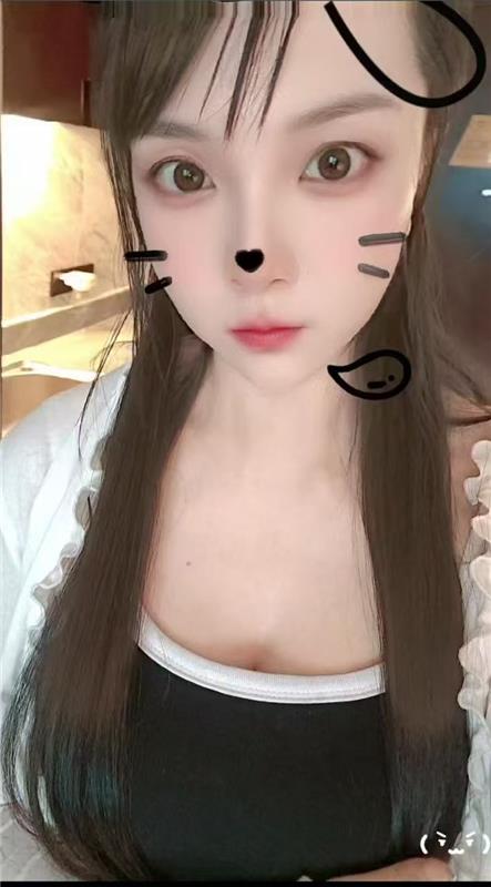 哺乳期宝妈青青