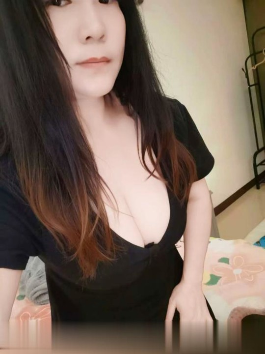 虎丘大胸kb玲儿