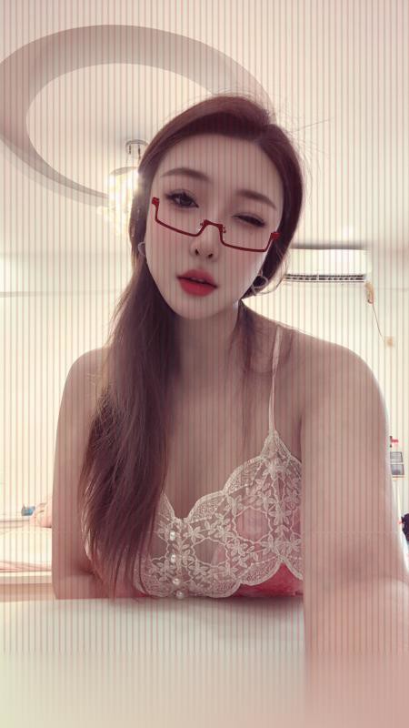 汉阳颜值御姐雯宝