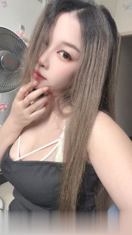 瑶海大胸妹美佳