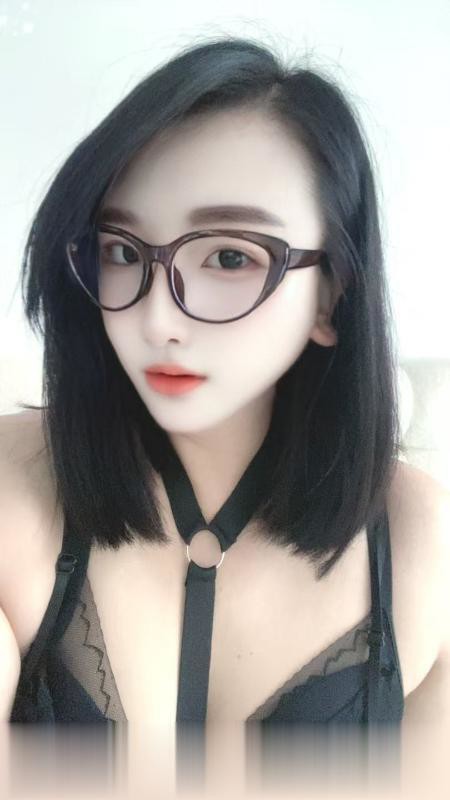 眼镜老师是骚货