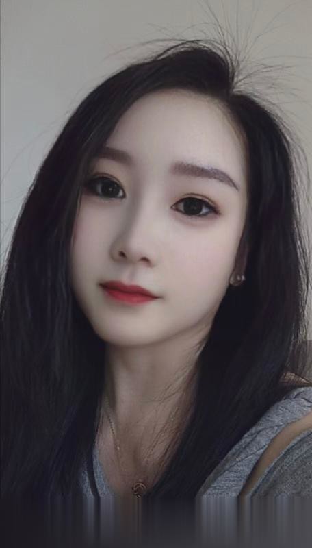 白白的邻家少妇