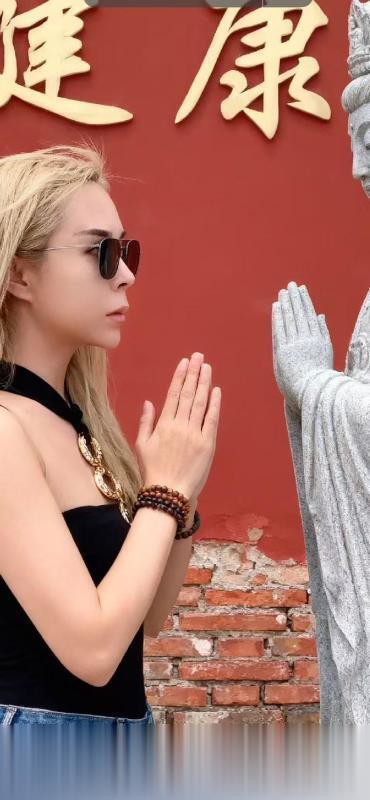 回头率超高小姐姐