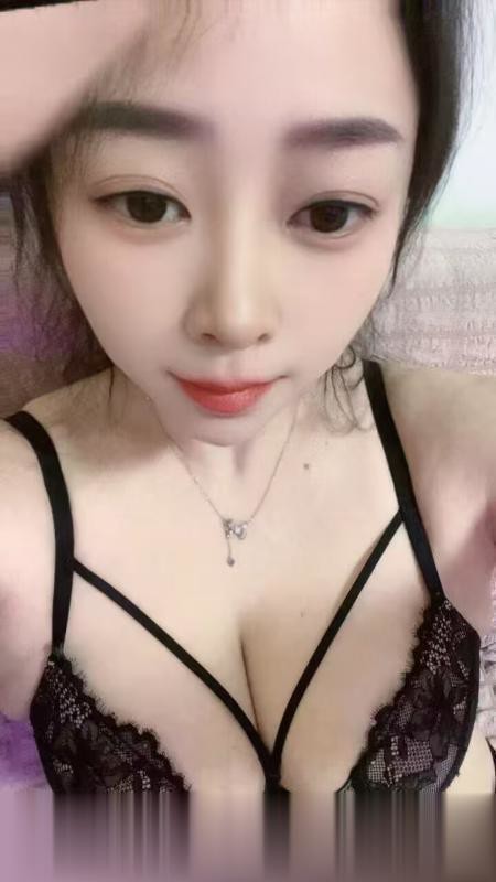 服务系大奶姐姐