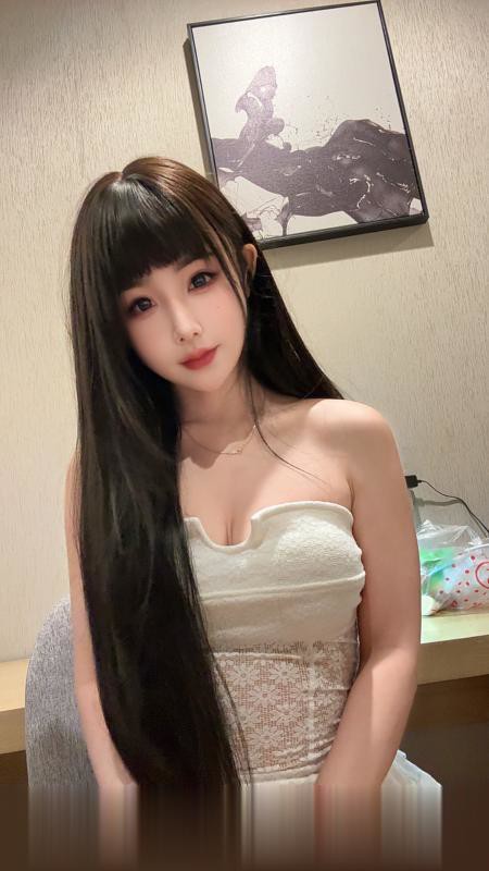 新区妮妮玉体游记