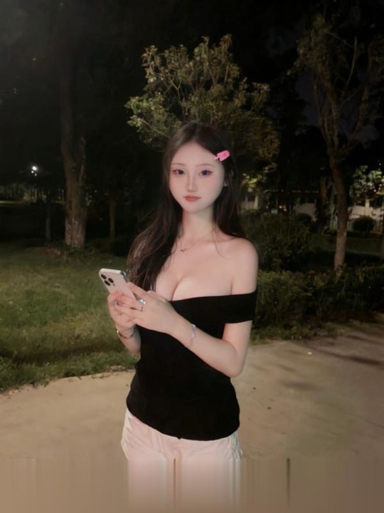 超嫩C罩杯新人妹妹