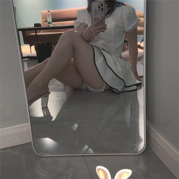 妖娆妩媚小少妇