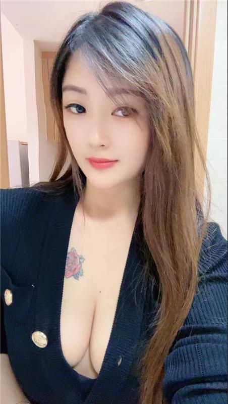 身材圆润苏苏老师