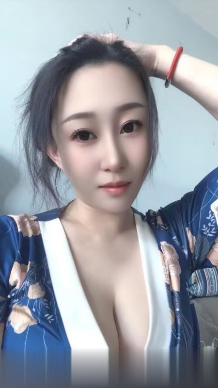 大波轻熟女.