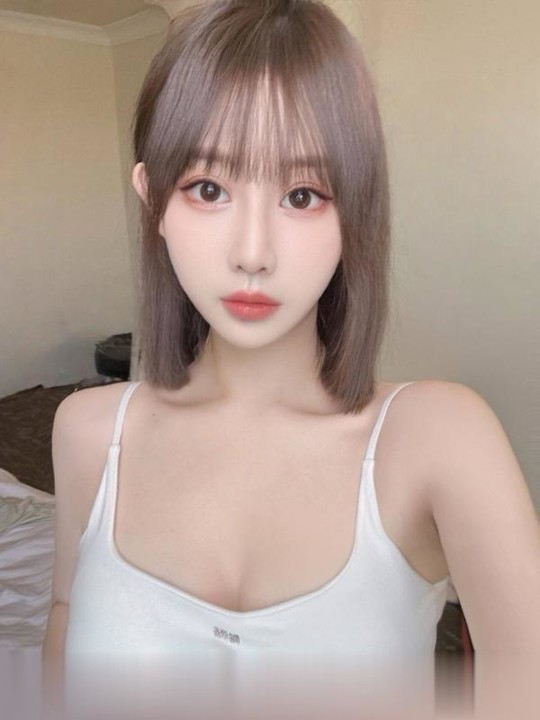 蜜桃臀健身小姐姐