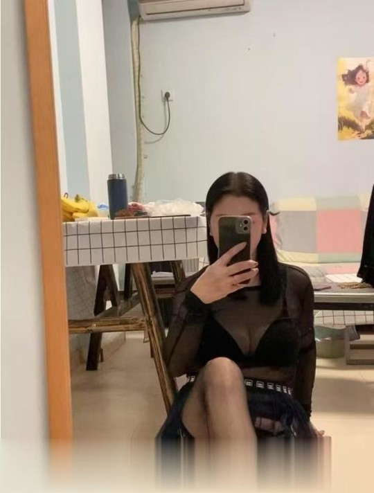 轻熟少妇身材好