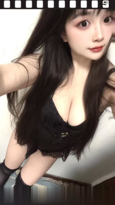 罗湖巨乳美女嘻嘻