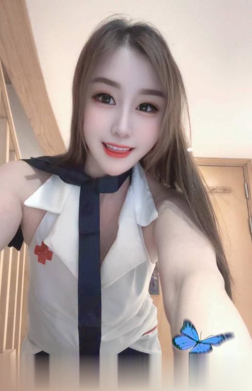 新银座美胸依依