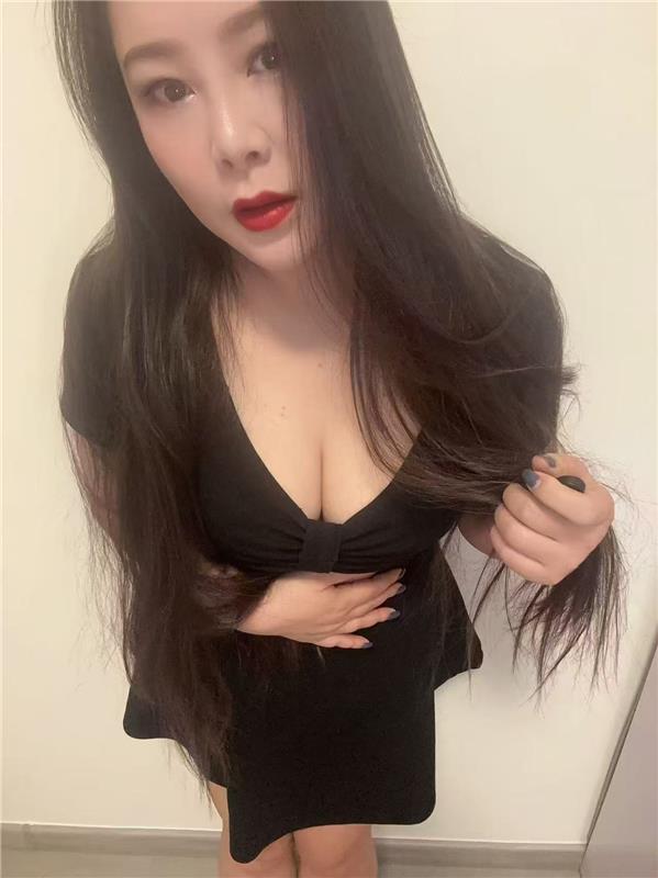 小店区大奶大屁股少妇