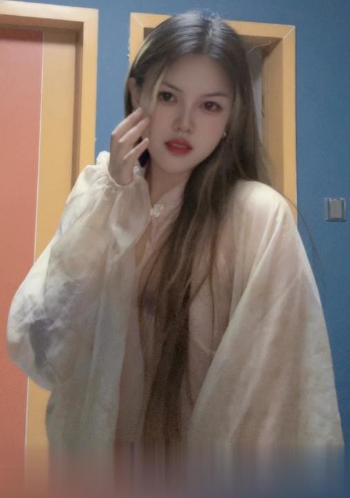 混血御姐爱跳舞