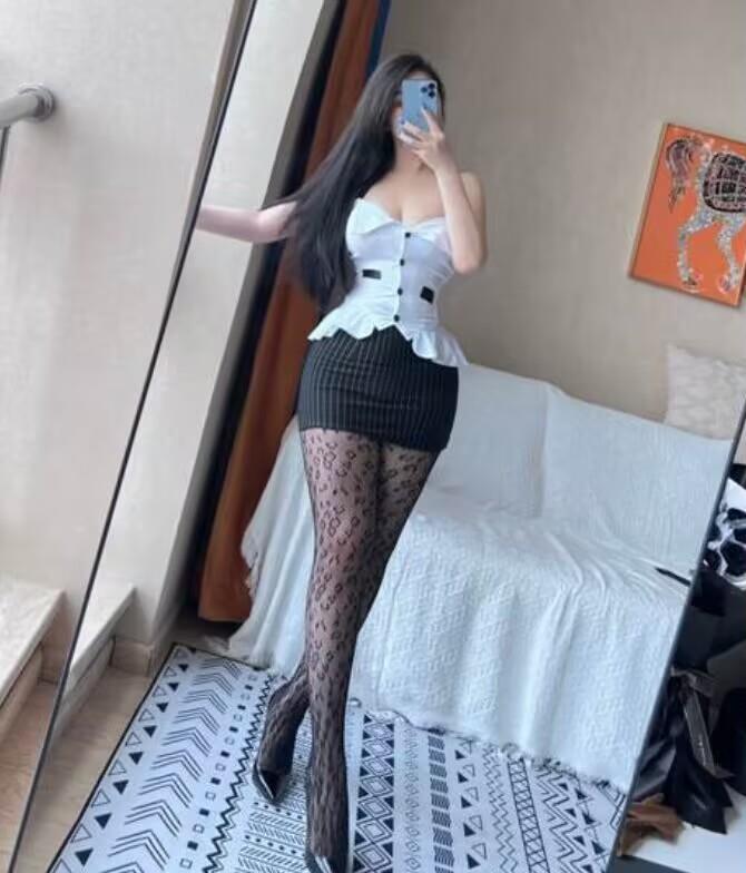 骚妹妹很会玩