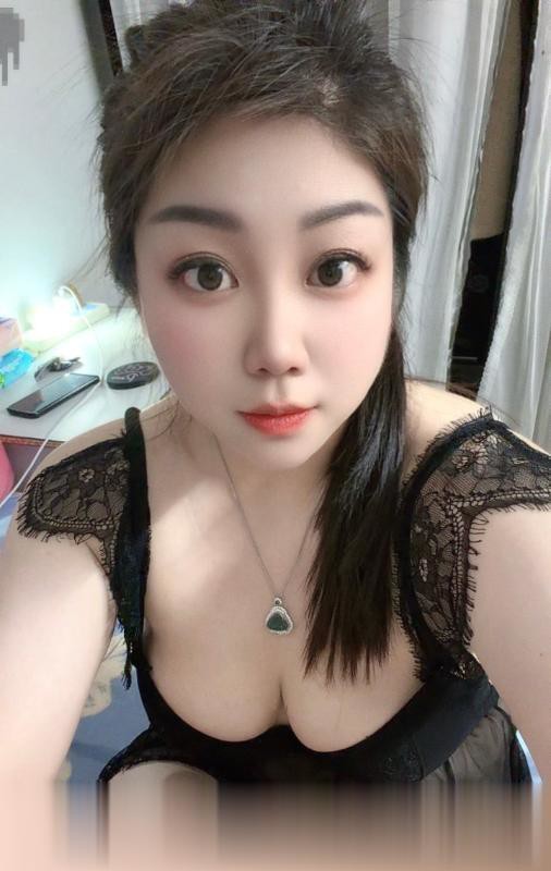 情趣邻家少妇