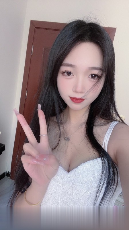 苗条嫩妹彤彤