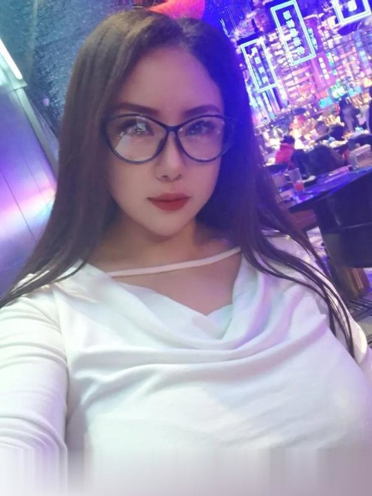 巨乳少妇莹莹