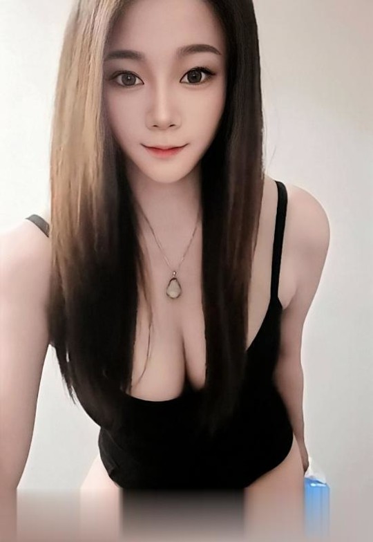 龙华巨乳性感女友