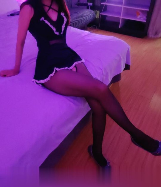 水多小骚妇.