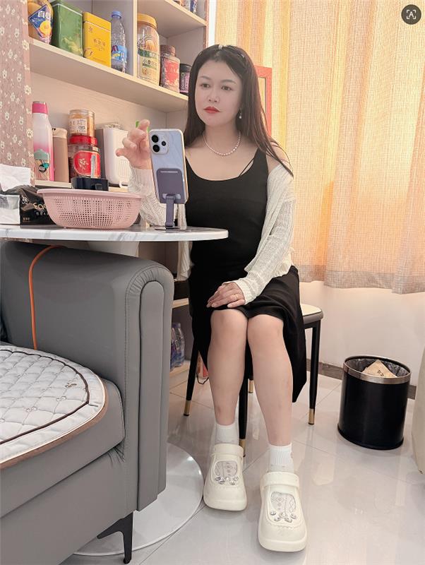 新光嘉园居家性价比泄火骚女