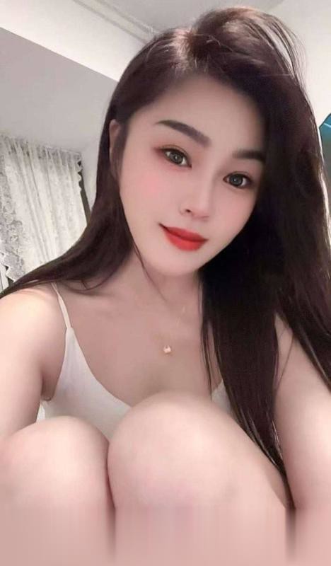 南站双飞三通姐妹