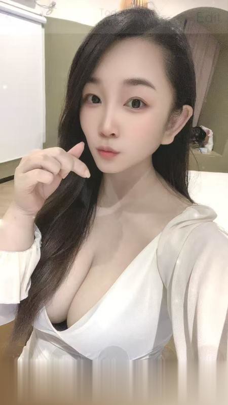 东湖风骚大乳芷沫