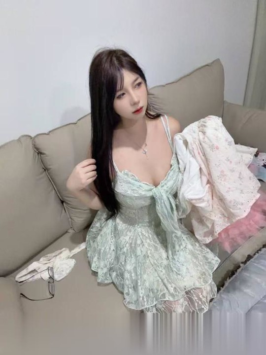 海曙区甜妹李真棒